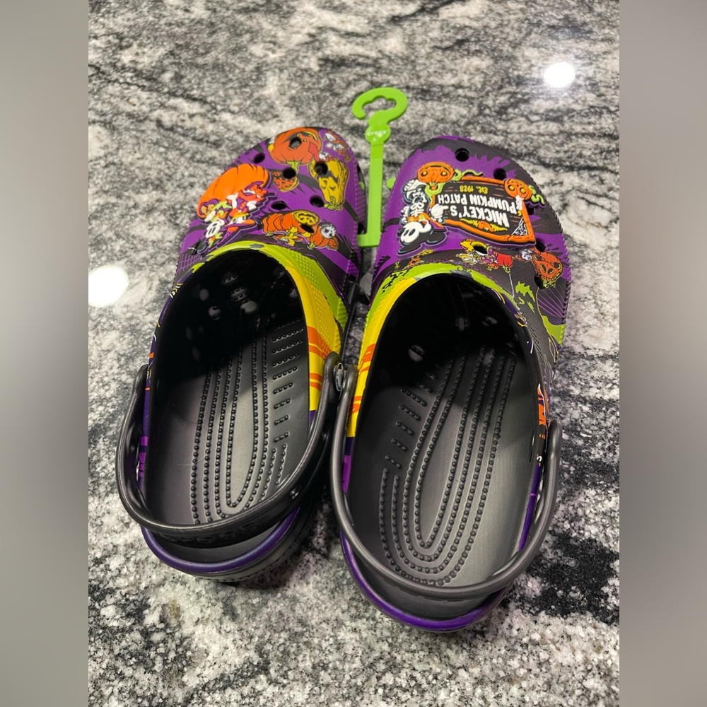 Disney Halloween Crocs WDW PARKS - Picture 3 of 12